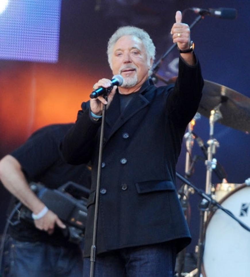 Der Tiger ist zurück: Etwas ergraut sang Tom Jones seine Hits vor dem Publikum