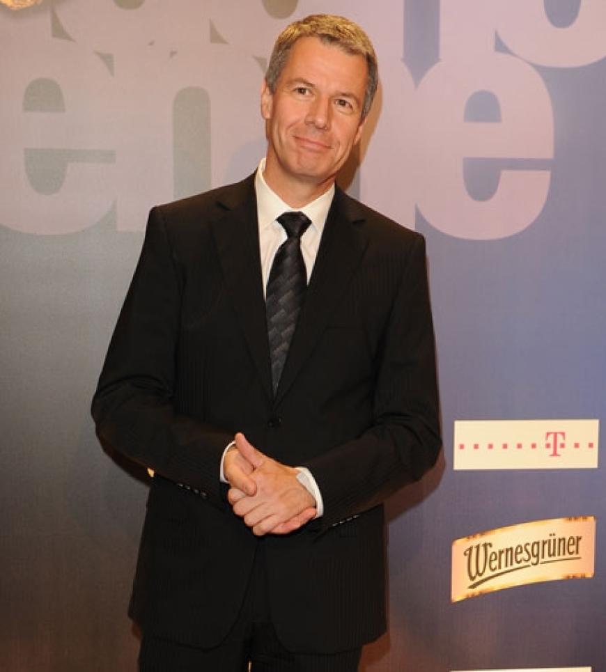 RTL-Anchorman Peter Kloeppel auf dem roten Teppich