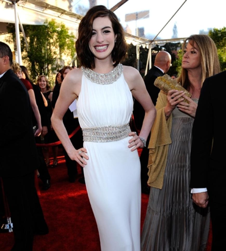 Rank und schlank: Anne Hathaway hat viel abgenommen.