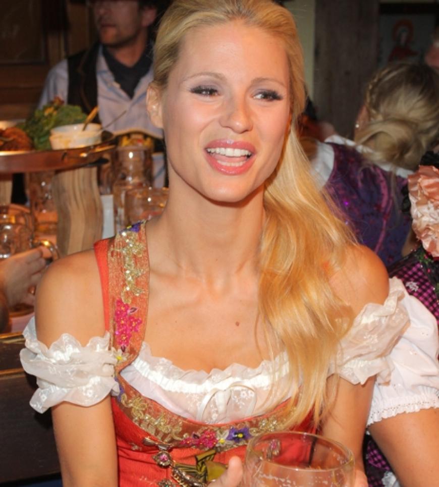 Wow! Michelle Hunziker kann einfach alles tragen