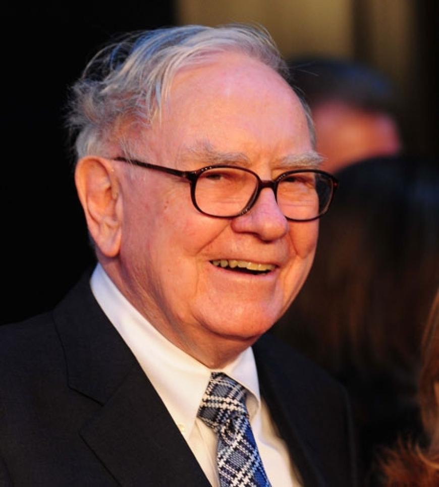 Hoher Besuch: Warren Buffett ist an der Börse reich geworden. Der US-amerikanische Großinvestor und Unternehmer ist mit einem geschätzten Privatvermögen von 47 Milliarden US-Dollar der drittreichste Mensch der Welt