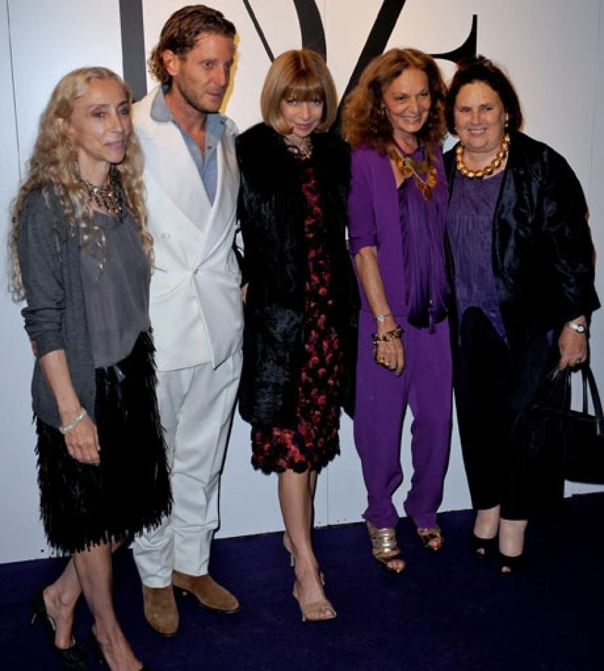 Die Fab Five der Fashionwelt: Franca Sozzani, Lapo Elkann, Anna Wintour, Diane von Fürstenberg, und Suzy Menkes