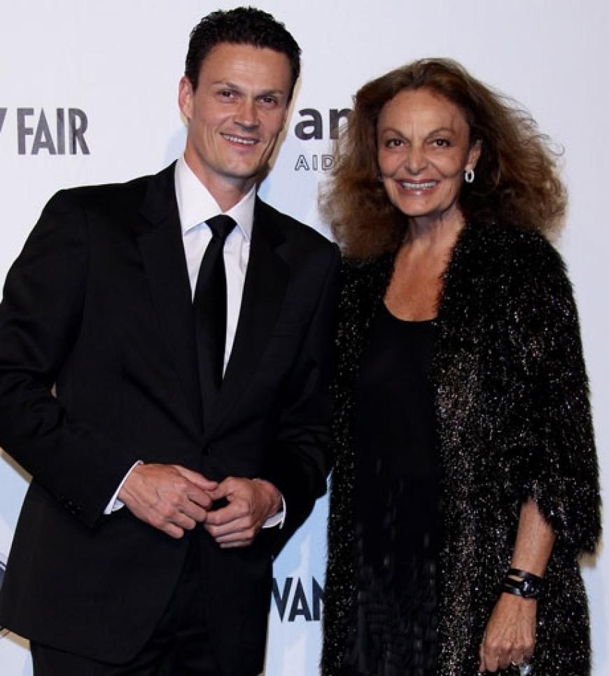 Diane von Furstenberg posierte gut gelaunt mit Kristian Kremer