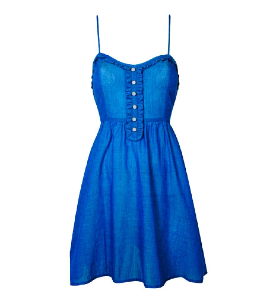 Von Azur bis Indigo: Kräftige Blautöne sehen nicht nur an uns super aus, sondern auch zu Hause. Trägerkleid von Accessorize, ca. 80 Euro