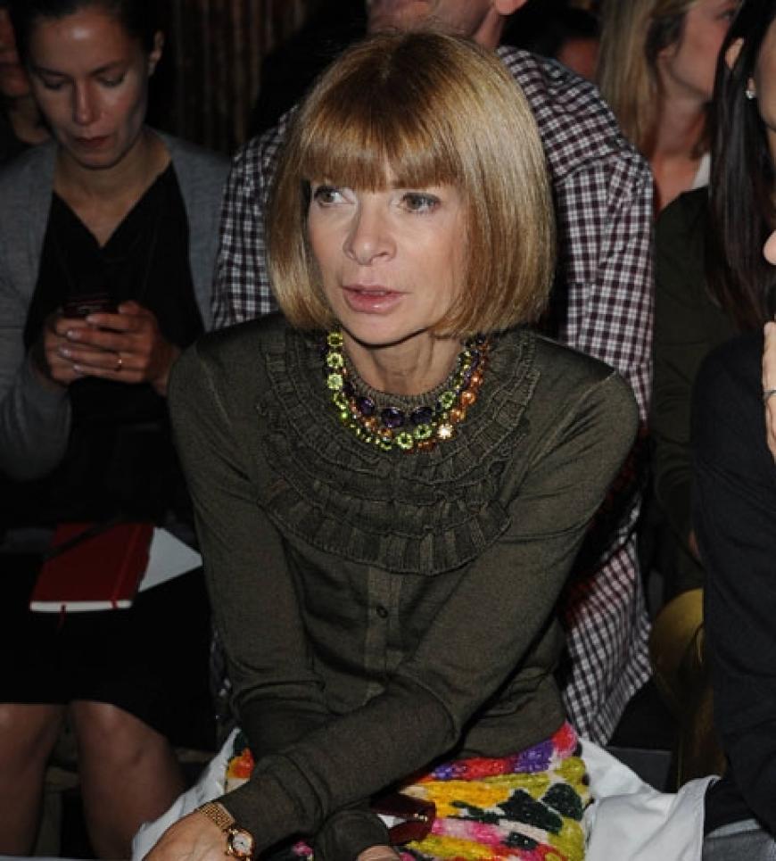 Der Jetlag ist ihr langsam anzusehen. US-Vogue-Chefredakteurin Anna Wintour ist derzeit auf großer Fashion Week-Tour