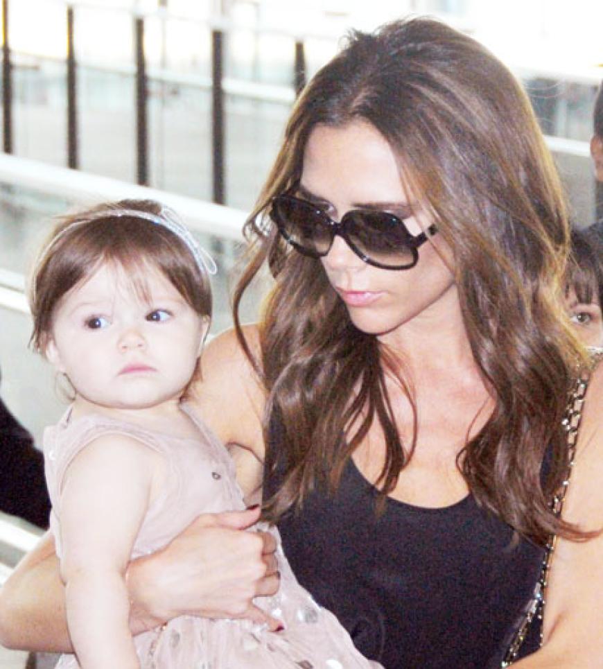 Victoria Beckham schickt ihre Tochter Harper zum Tanzunterricht