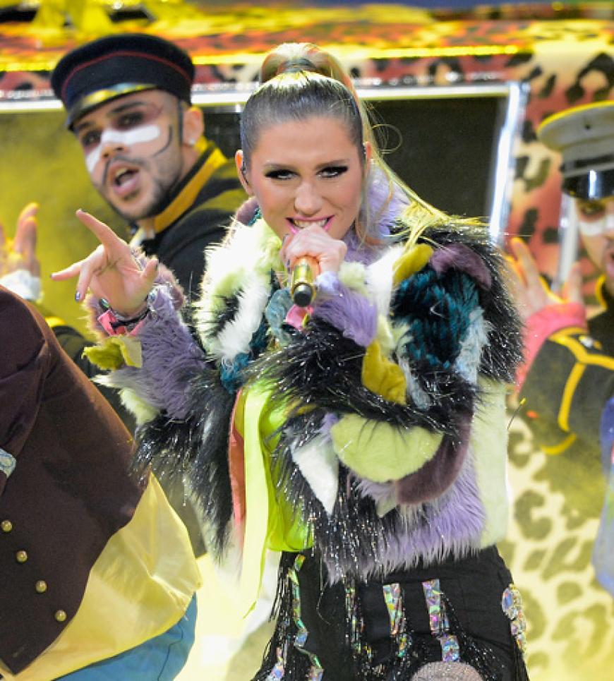 Und Sängerin Ke$ha rockte die Bühne