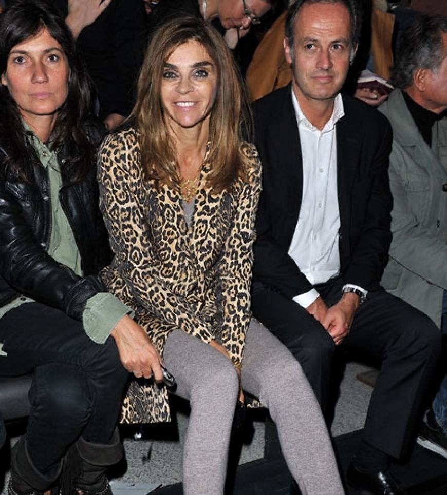Darf natürlich nicht fehlen: Frankreichs Vogue-Chefredakteurin Carine Roitfeld