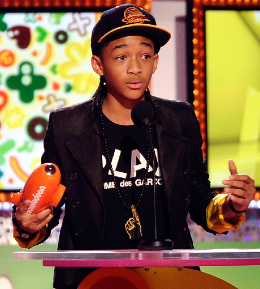 Da können die Eltern stolz sein: Nicht nur Willow Smith überzeugte mit ihrem Liveauftritt. Ihr Bruder Jaden durfte den Award für den beliebtesten Kinofilm (