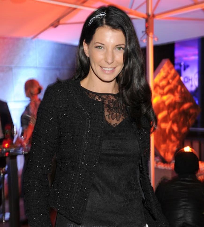 Giulia Siegel trägt neuerdings ihr Haar brünett