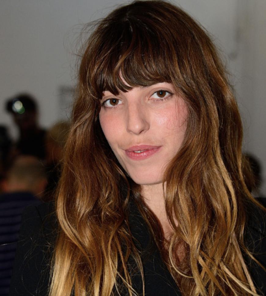 Model Lou Doillon ist ihre jüngere Halbschwester