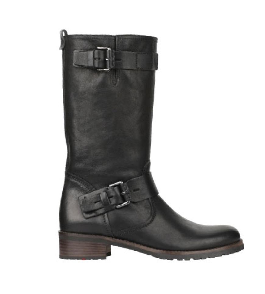 Aber Vorsicht: Diese Stiefel wollen nur das eine - Hosen! Kleider und Röcke sind für sie tabu! Mit Zierschnallen von Lloyd, ca. 230 Euro