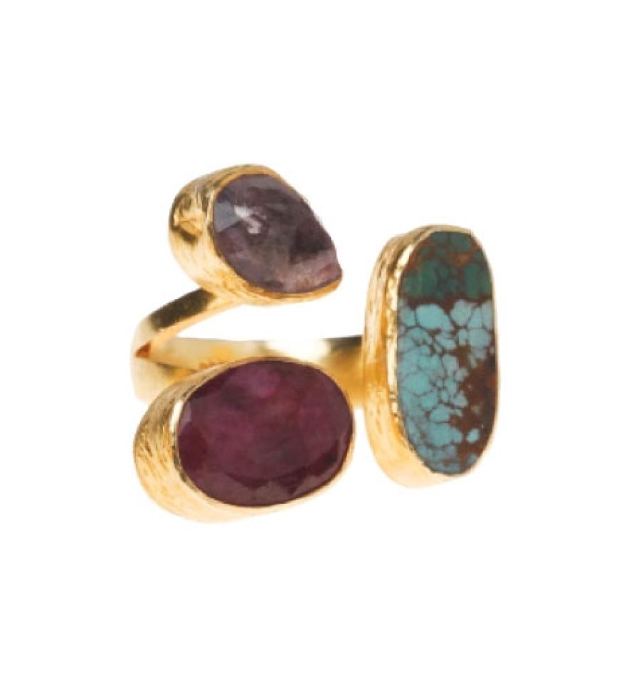 Ring mit Schmucksteinen von Aamaya by Priyanka, ca. 190 Euro