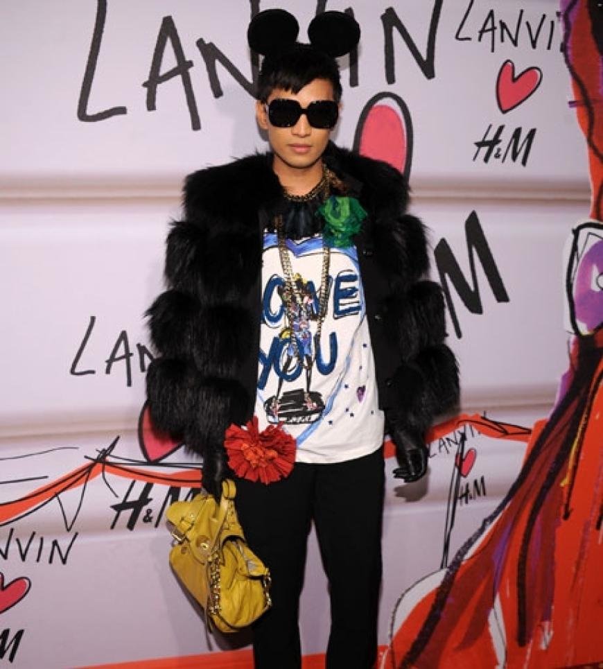 Mode-Blogger und Fashion-Guru Bryan Boy liebt es aufzufallen und gehört schon längst zu den begehrtesten Gästen bei sämtlichen Designer-Shows