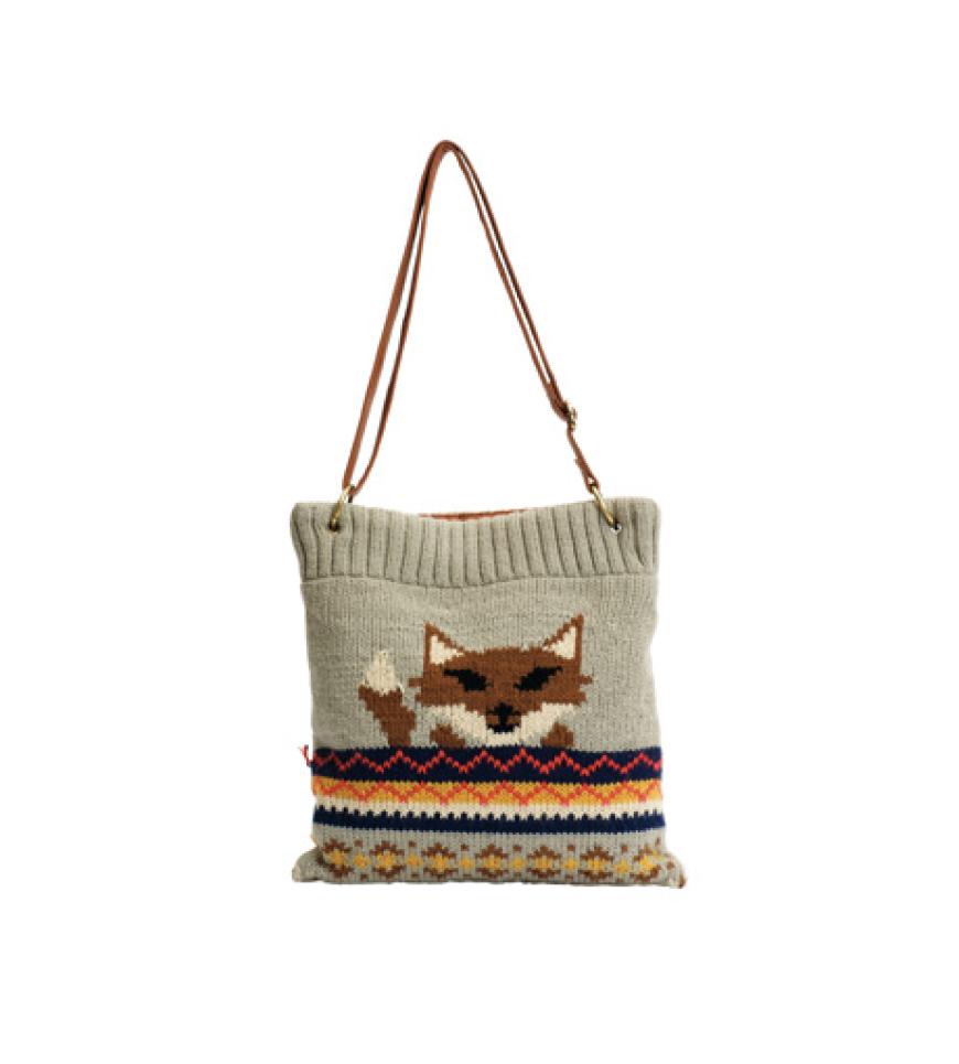 Die hängen wir uns um! Die Stricktasche mit Fuchs-Motiv ist von Next und für ca. 30 Euro erhältlich