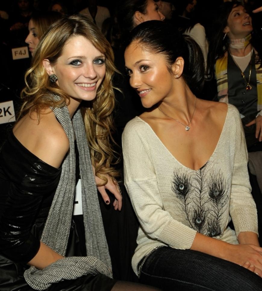 Mischa Barton und Minka Kelly nahmen in der ersten Reihe bei Miss Sixty platz