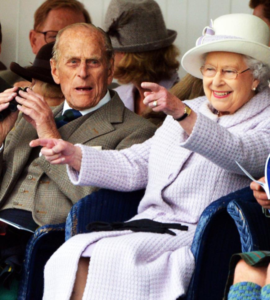 Die Queen dürfte über die Beinfreiheit not amused sein
