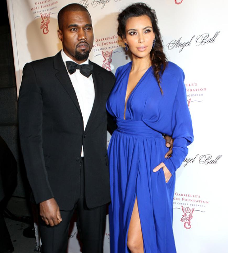 Ob sie vielleicht unter Jetlag leidet? Immerhin war sie kurz zuvor mit Lover Kanye West im Liebes-Urlaub in Italien