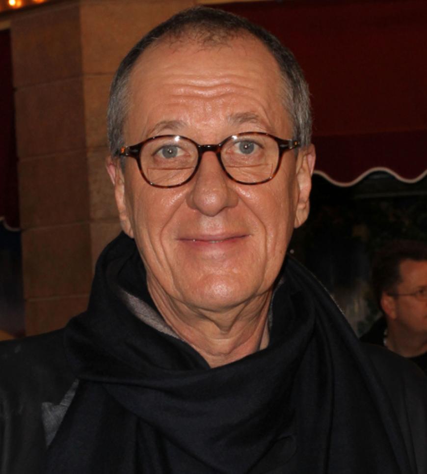 Auch Geoffrey Rush ist wieder mit von der Partie. Er wird das Leben von