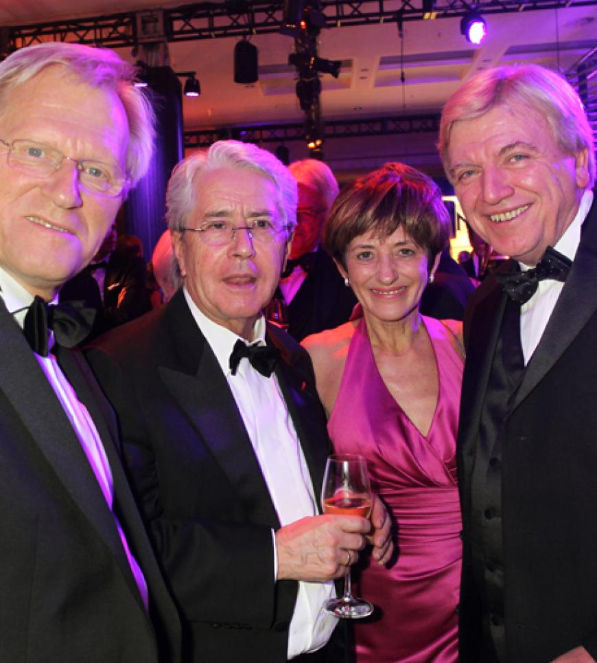 Heinrich Haasis mit Frank Elstner und Volker Bouffier, Hessischer Ministerpräsident mit Frau Ursula