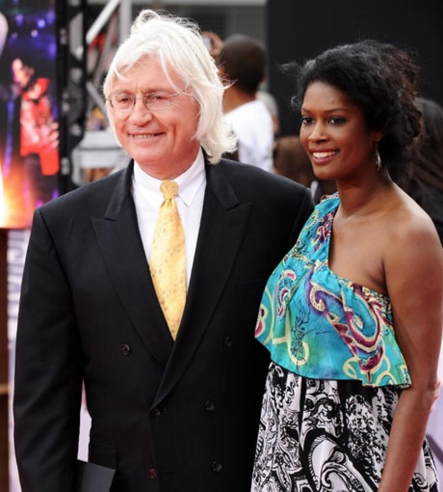 Thomas Mesereau mit seiner Begleitung. International bekannt wurde der Rechtsanwalt im Jahr 2004, als er die Verteidigung von Michael Jackson in dessen Prozess um den Vorwurf des Kindermissbrauchs übernahm