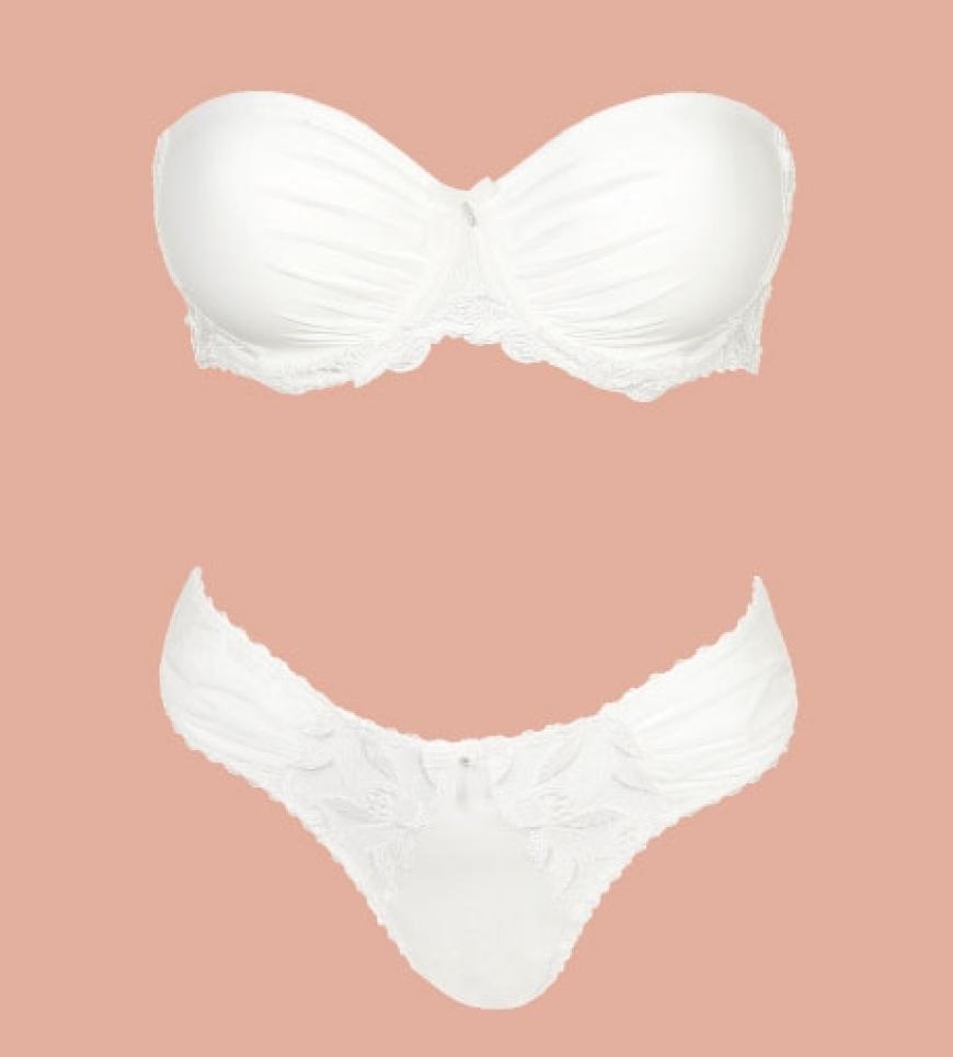 Trägerlos und verziert von Marie Jo, BH ca. 110 Euro, Slip ca. 60 Euro