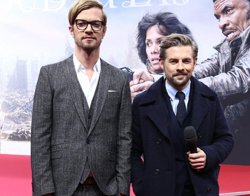 Immer im Einsatz: Joko Winterscheidt und Klaas Heufer-Umlauf fingen die Promis am Roten Teppich für Interviews ab