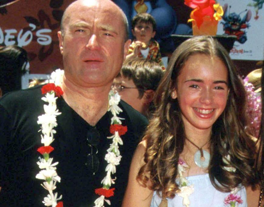 2002 grinste sie noch an der Seite ihres prominenten Vaters. Inzwischen ist dieses Mädchen selbst ein Superstar