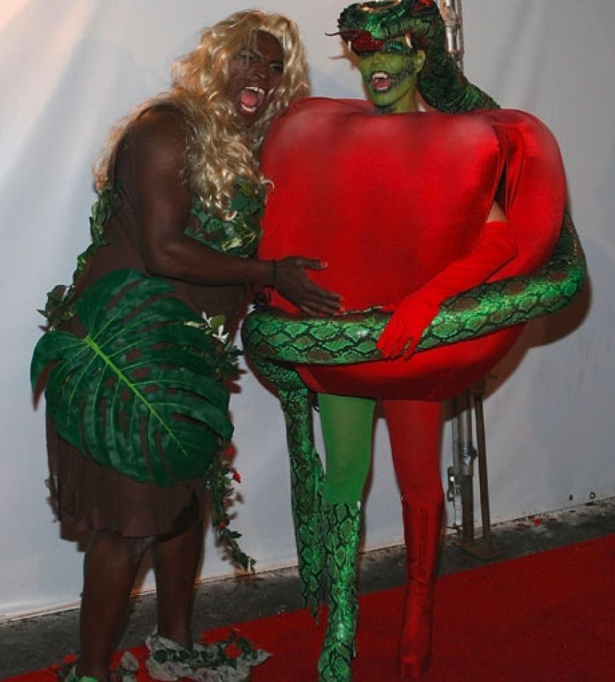 So kann man auch einen Babybauch verstecken: Oktober 2007 zu Halloween