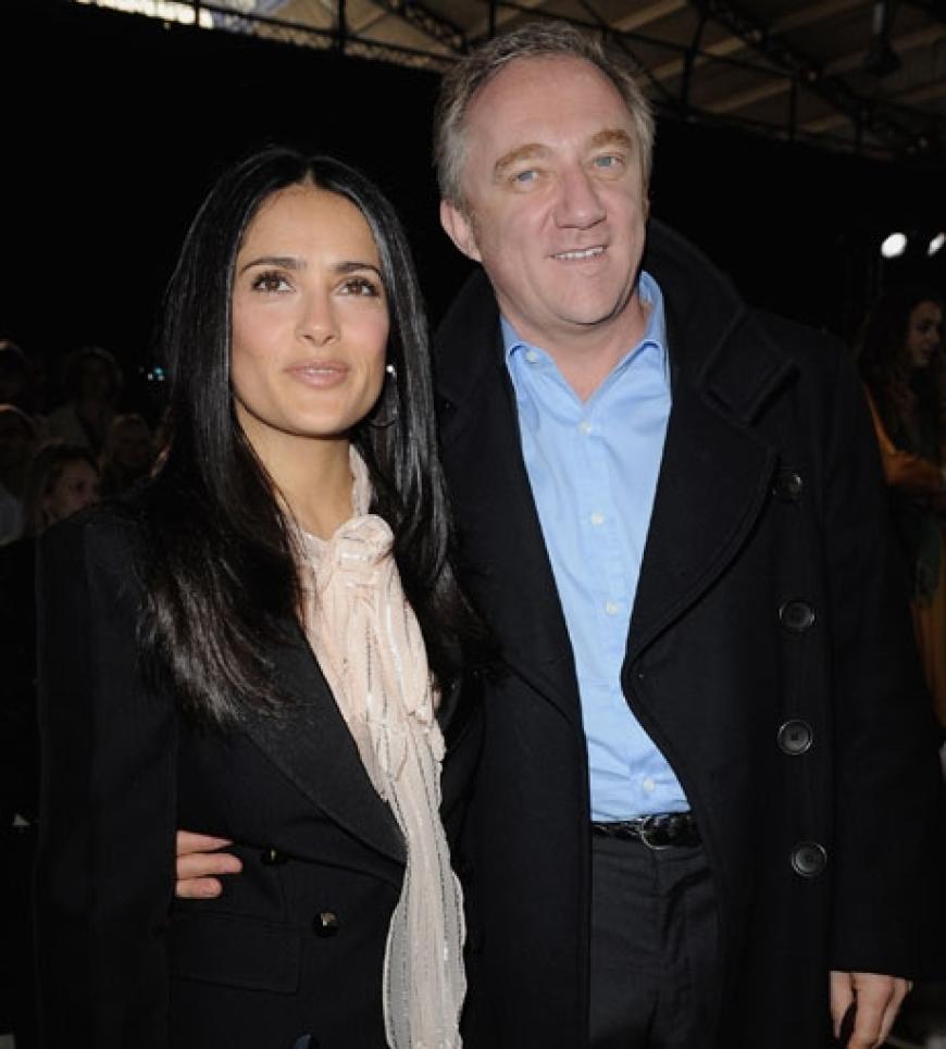 Hollywood-Star Salma Hayek und der französische Unternehmer François-Henri Pinault lernten sich 2006 kennen und lieben. Nach einer kurzen Trennung fanden die beiden wieder zueinander und gaben sich am Valentinstag diesen Jahres heimlich in Paris das Ja-Wort
