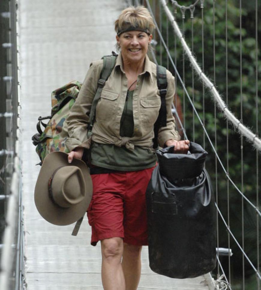 Tanja verlässt überglücklich das Camp um noch einen Tag Luxus-Urlaub zu genießen