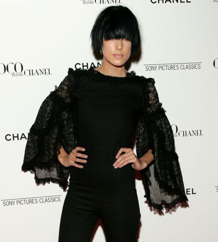 Lady in Black: Topmodel Agyness Deyn trägt ihre Haare jetzt pechschwarz