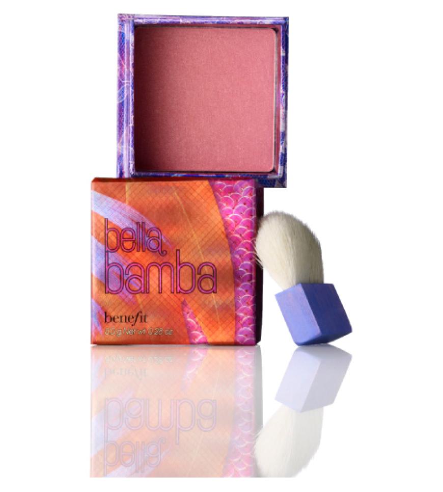 Puder im goldschimmernden Pink