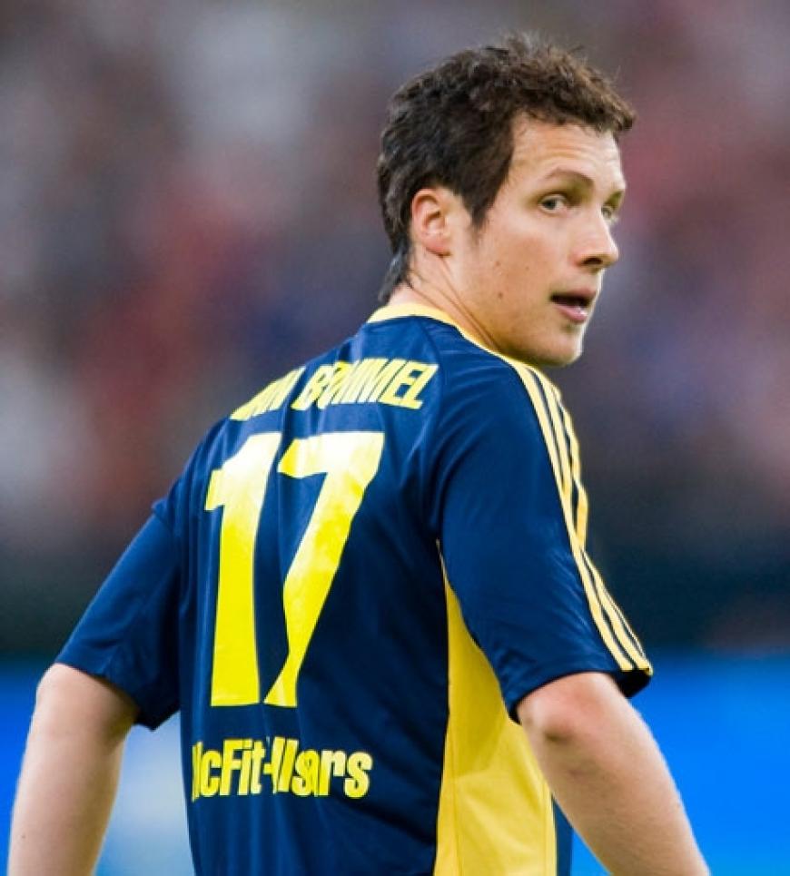 Oliver Pocher als Mark van Bommel