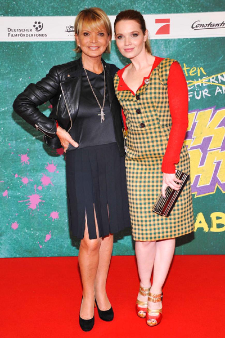 Uschi Glas und Karoline Herfurth sind im Film Lehrer-Kollegen
