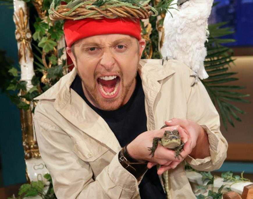 Ross Antony wurde in der dritten Staffel (2008) zum Dschungel-König. Inzwischen ist er aus dem Fernsehen kaum noch wegzudenken, musikalisch läuft es auch und er hat mit