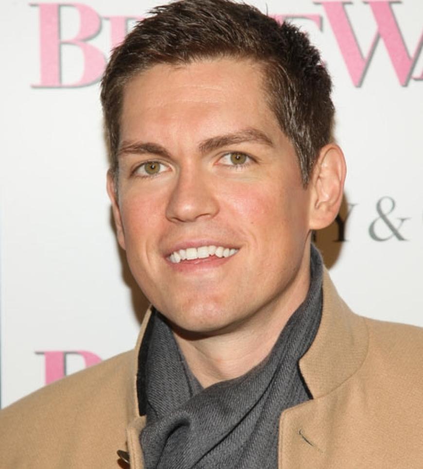 Steve Howey