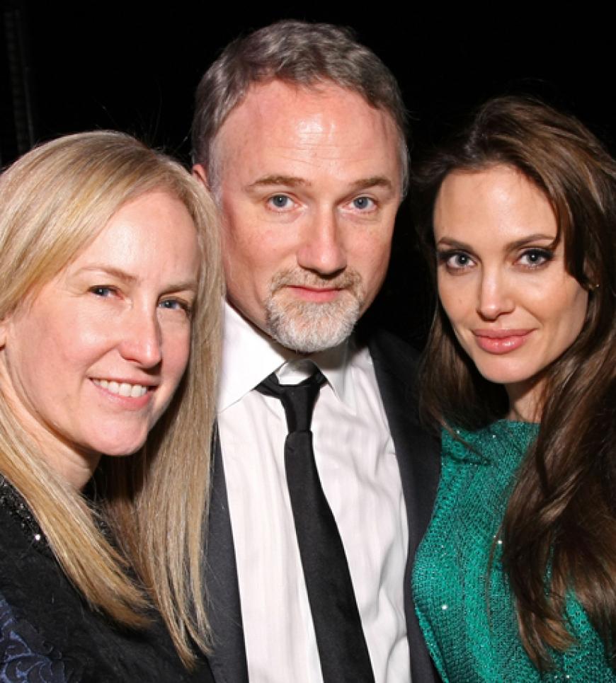 David Fincher und Angelina Jolie posten gemeinsam mit Cean Chaffin für einen Schnappschuss