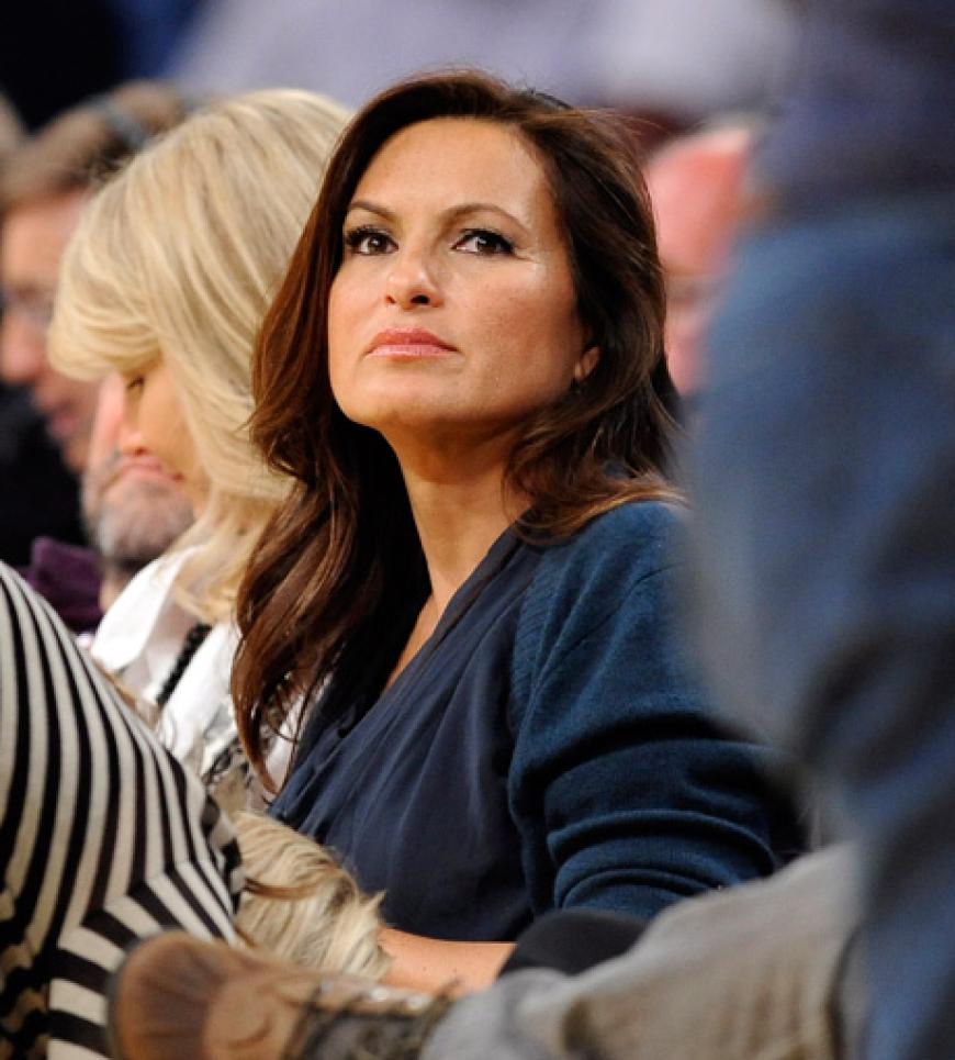 Skeptische Blicke bei Schauspielerin Mariska Hargita
