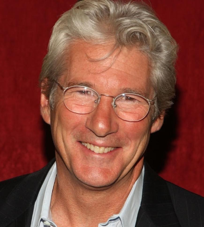 Richard Gere hat sich für ein rahmenloses Modell entschieden