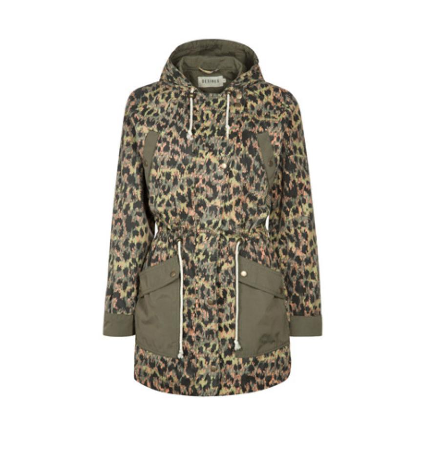 Leo-Maniac: mit dem Parka von Desires über zalando.de, ca. 100 Euro
