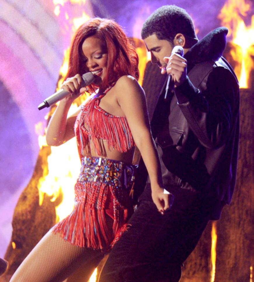 Die wohl heißeste Performance des Abends legten Rihanna und Drake hin