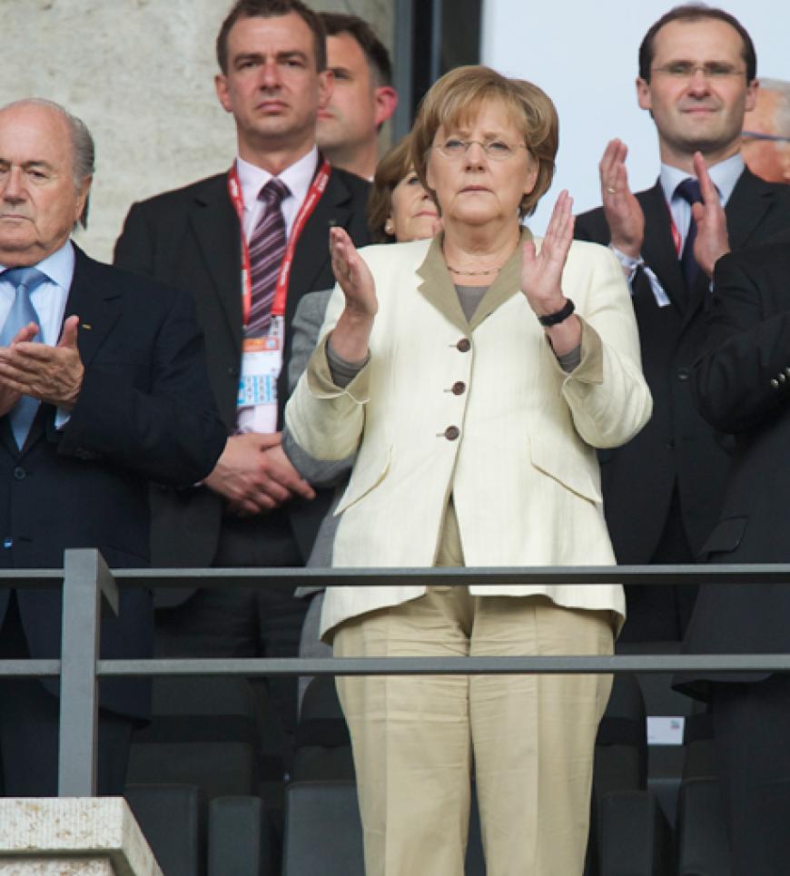 Dabei war er mindestens genauso enthusiastisch wie Angela Merkel