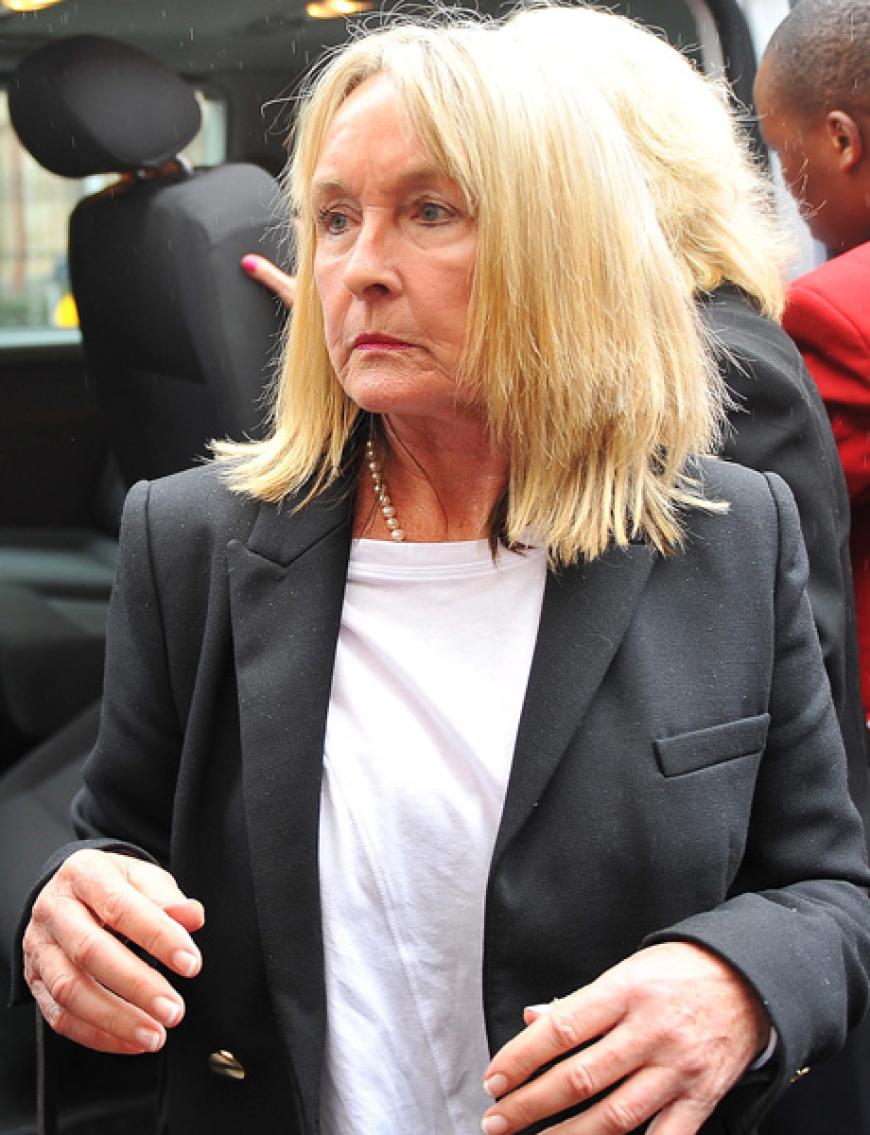 June Steenkamp, die Mutter von Reeva, erreicht das Gericht