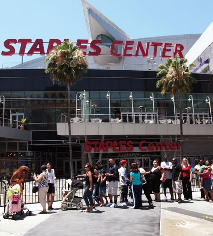 Im Staples Center findet die große Trauerfeier statt
