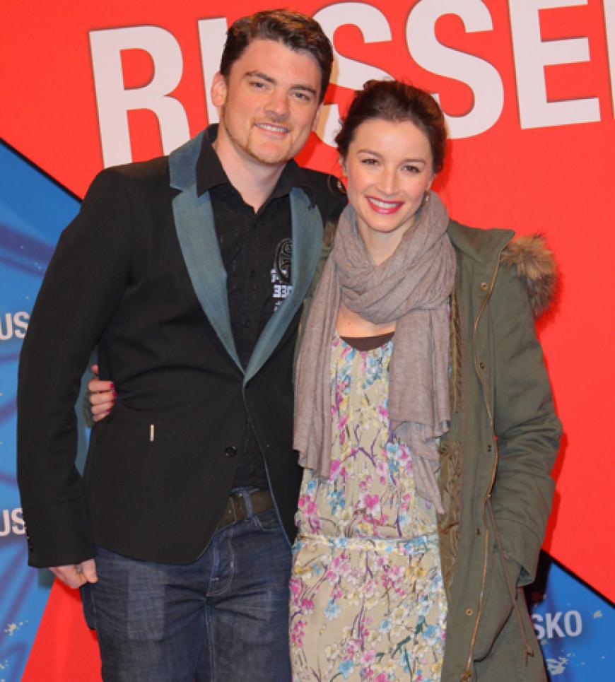 Wanda Badwal mit Freund Felix Rachor bei der Weltpremiere von