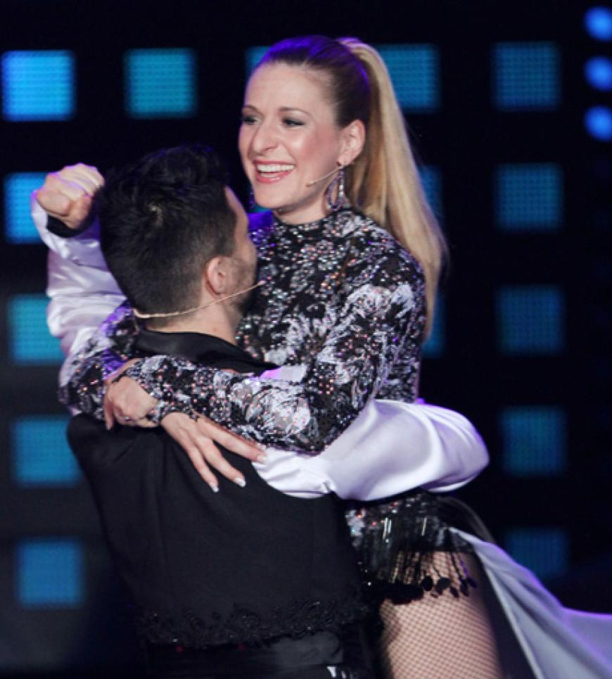 Stefanie Hertel jubelt: Sie steht im Halbfinale!´