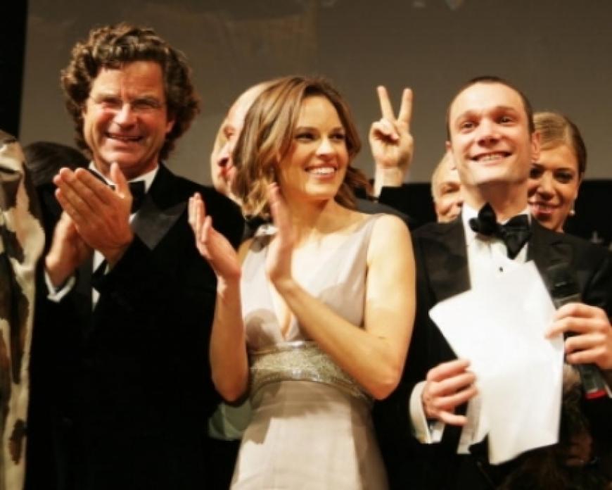 Florian Langenscheidt und Hilary Swank