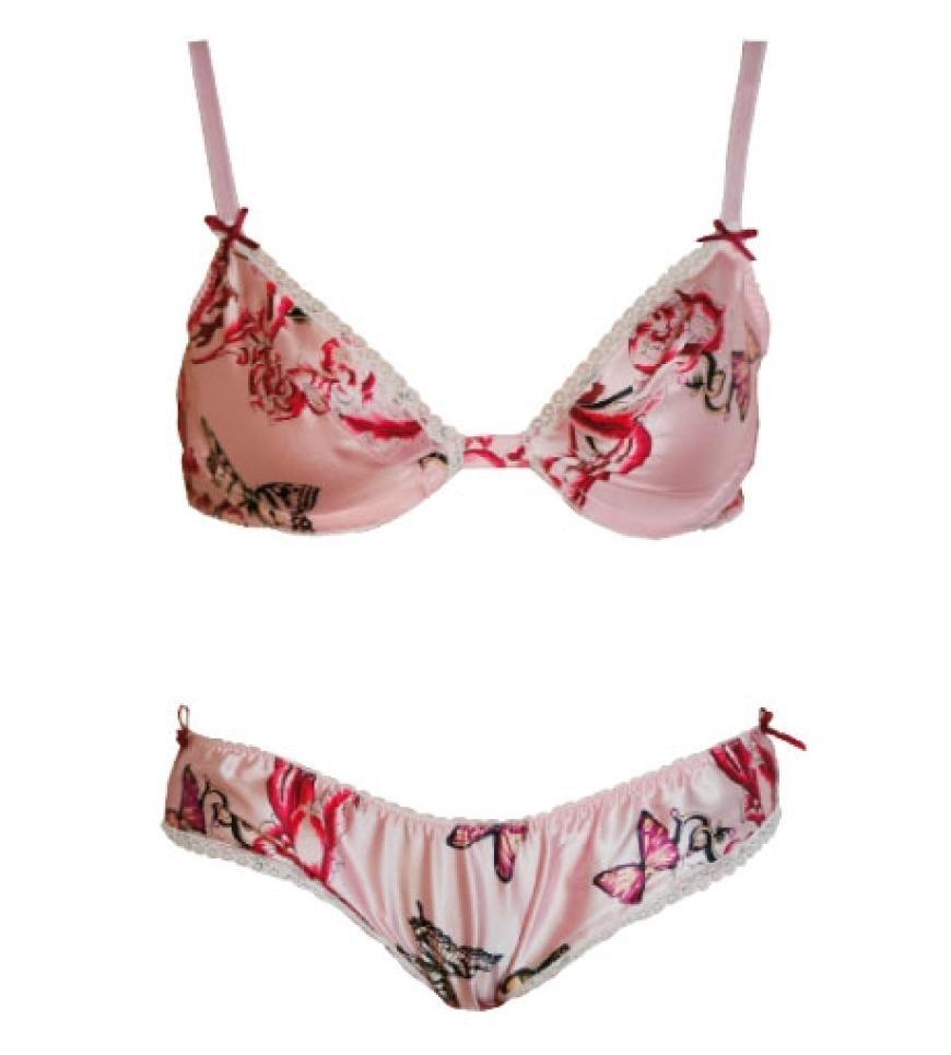 Aus Satin mit Schmetterlingen von Gilda & Pearl, BH ca. 65 Euro, Slip ca. 35 Euro