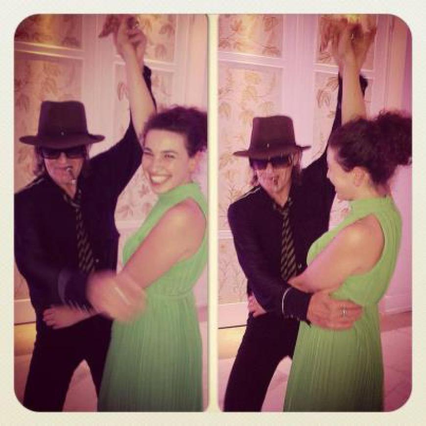 Auf ein Tänzchen mit Udo Lindenberg: OK!-Reporterin Edith durfte mit dem Panikrocker das Bein schwingen
